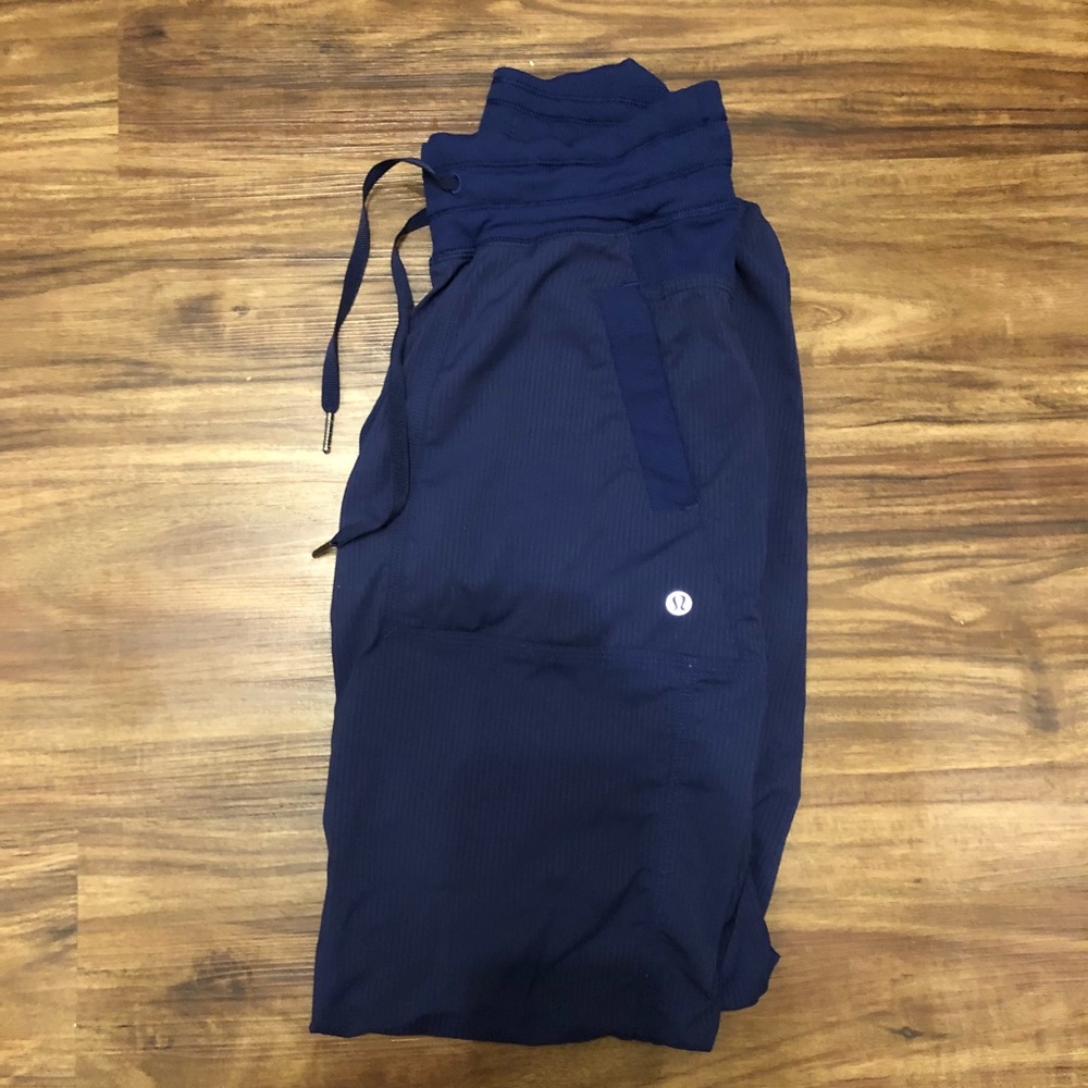 Lululemon Dance Studio pant III unlined size 2